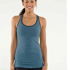 Lululemon Os Tank Blue Navy Striped Top Shirt Womens Sleeveless Athletic Gym